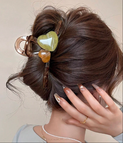 大きなハート形ヘアクロークリップ、ヘアアクセサリー