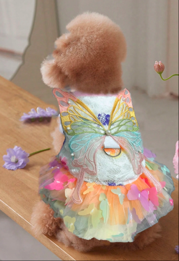 クールでかわいい プリンセスバタフライドッグドレス、メッシュ生地で通気性が良く快適、小型〜中型犬に適してる