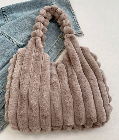 ファッショナブルなショルダーハンドバッグ、通勤用ファーショルダーバッグ、休暇や日常のお買い物に適しています、