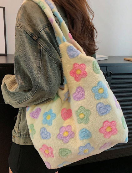 フラワーモチーフ トートバッグ 柔らかい素材使用