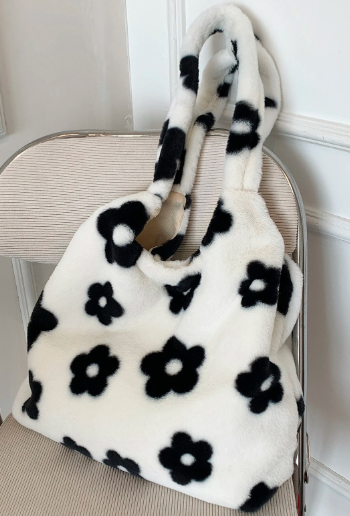 フラワーモチーフ トートバッグ 柔らかい素材使用