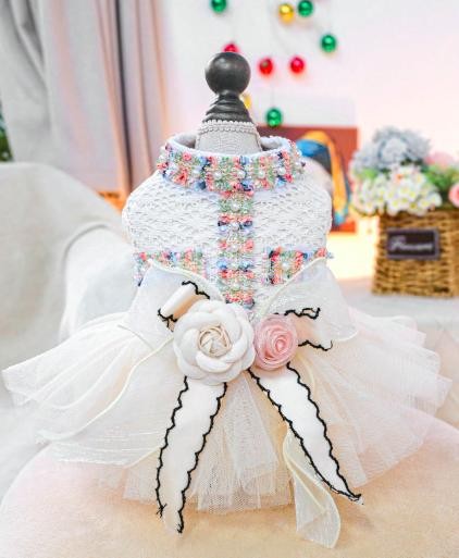 レースチュールフワフワドレス、真珠の花のリボンデコレーション、エレガントなプリンセススタイル